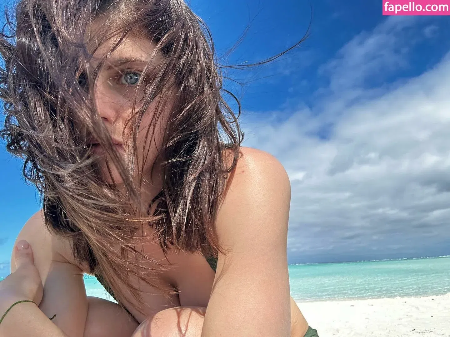 Alexandra Daddario Onlyfans Photo Gallery 