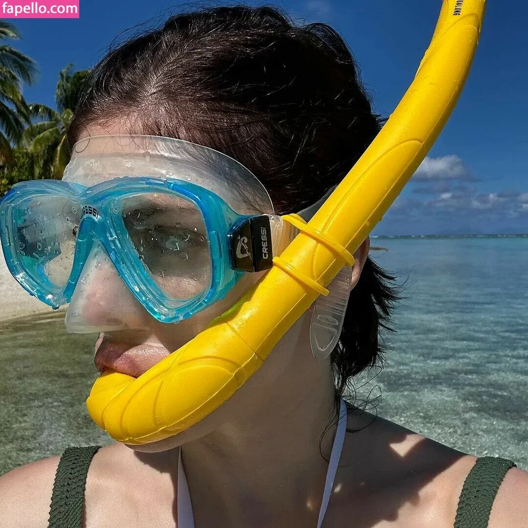 Alexandra Daddario Onlyfans Photo Gallery 