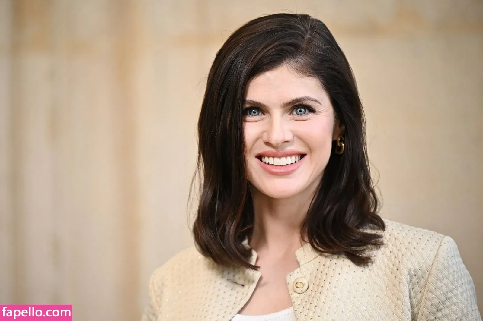 Alexandra Daddario Onlyfans Photo Gallery 