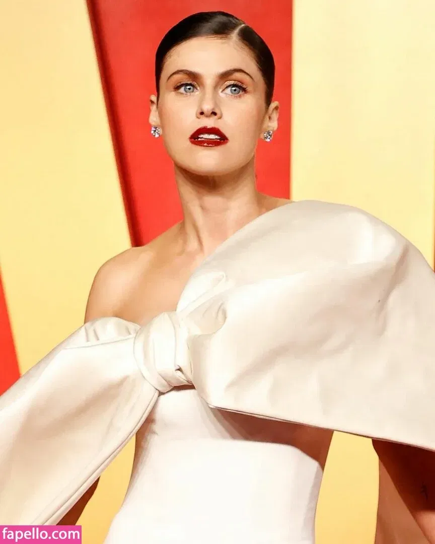 Alexandra Daddario Onlyfans Photo Gallery 