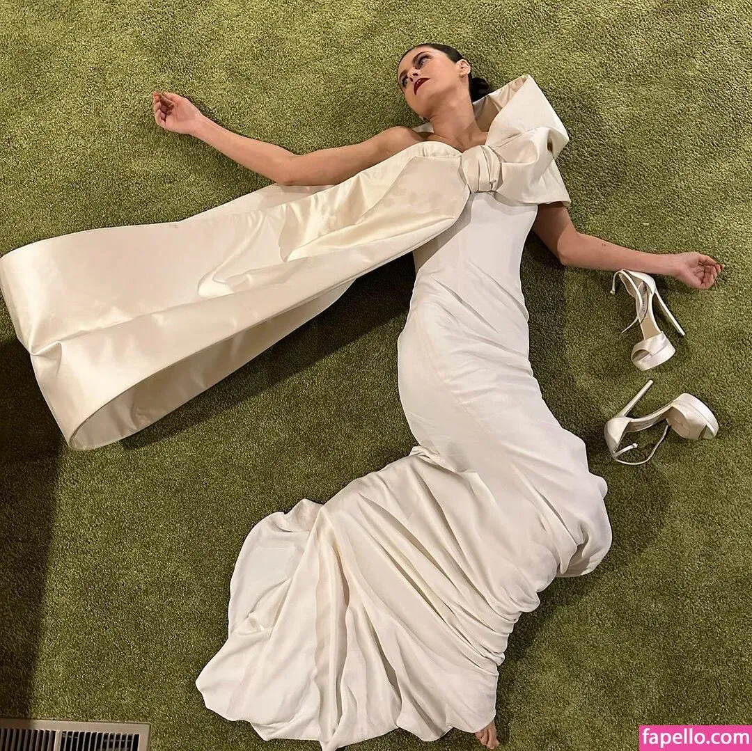 Alexandra Daddario Onlyfans Photo Gallery 