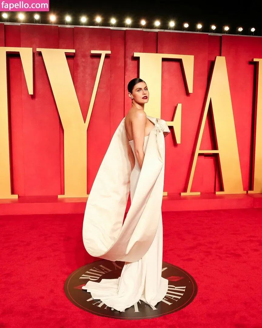 Alexandra Daddario Onlyfans Photo Gallery 