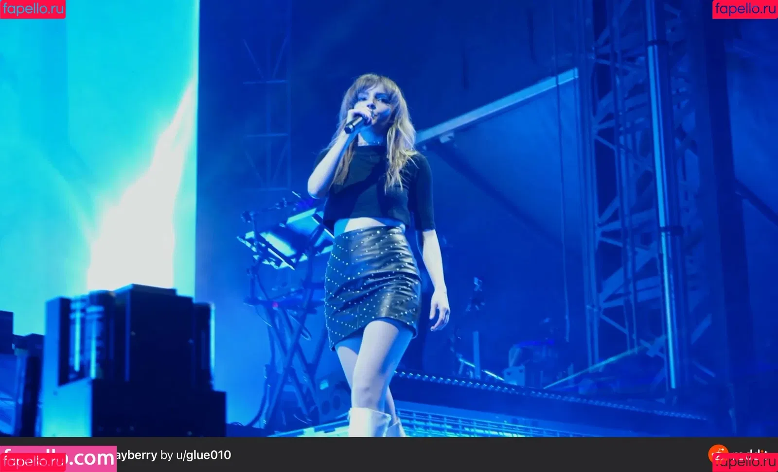 Lauren Mayberry Onlyfans Photo Gallery 