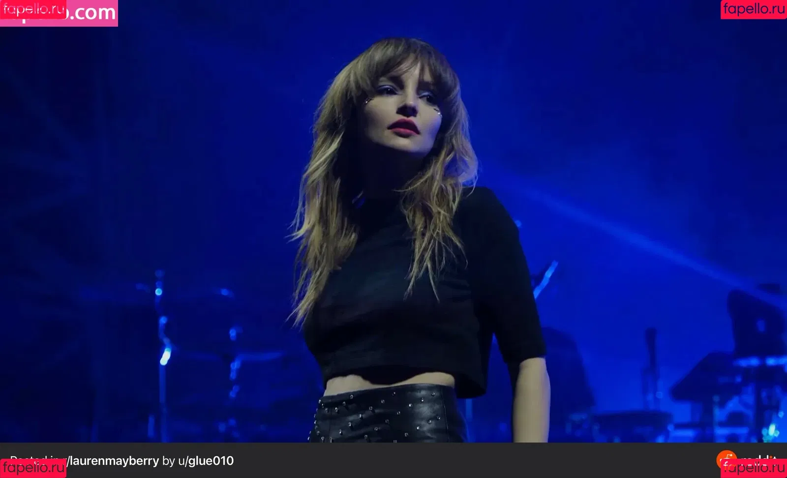 Lauren Mayberry Onlyfans Photo Gallery 
