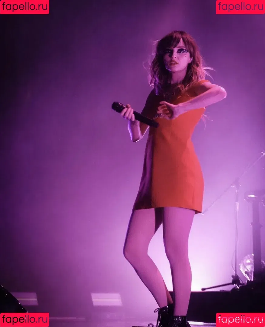 Lauren Mayberry Onlyfans Photo Gallery 