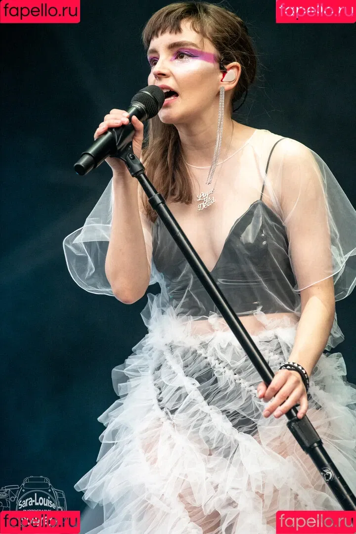 Lauren Mayberry Onlyfans Photo Gallery 
