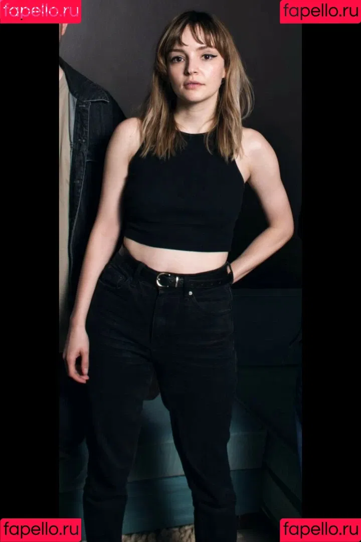Lauren Mayberry Onlyfans Photo Gallery 