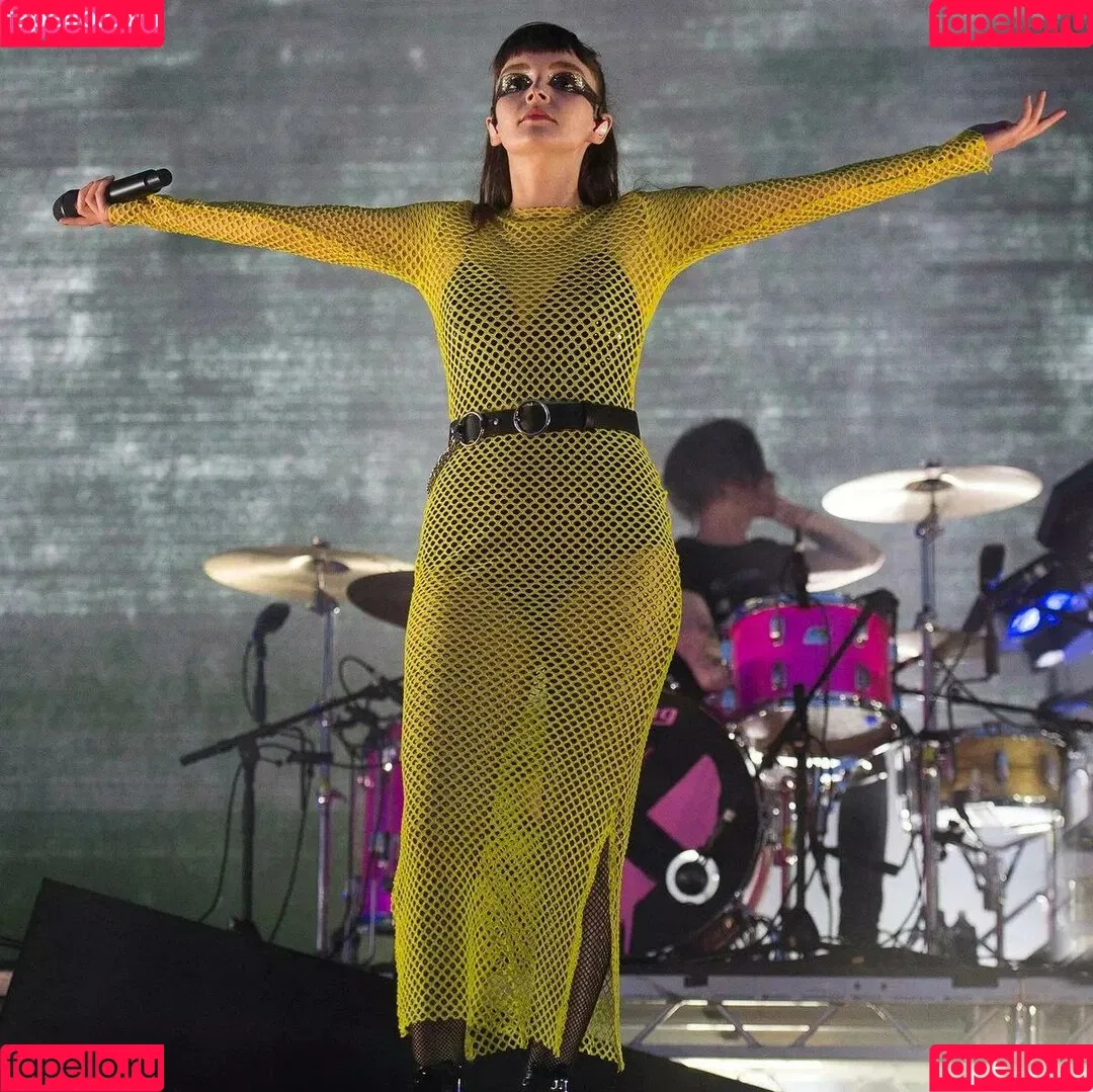 Lauren Mayberry Onlyfans Photo Gallery 