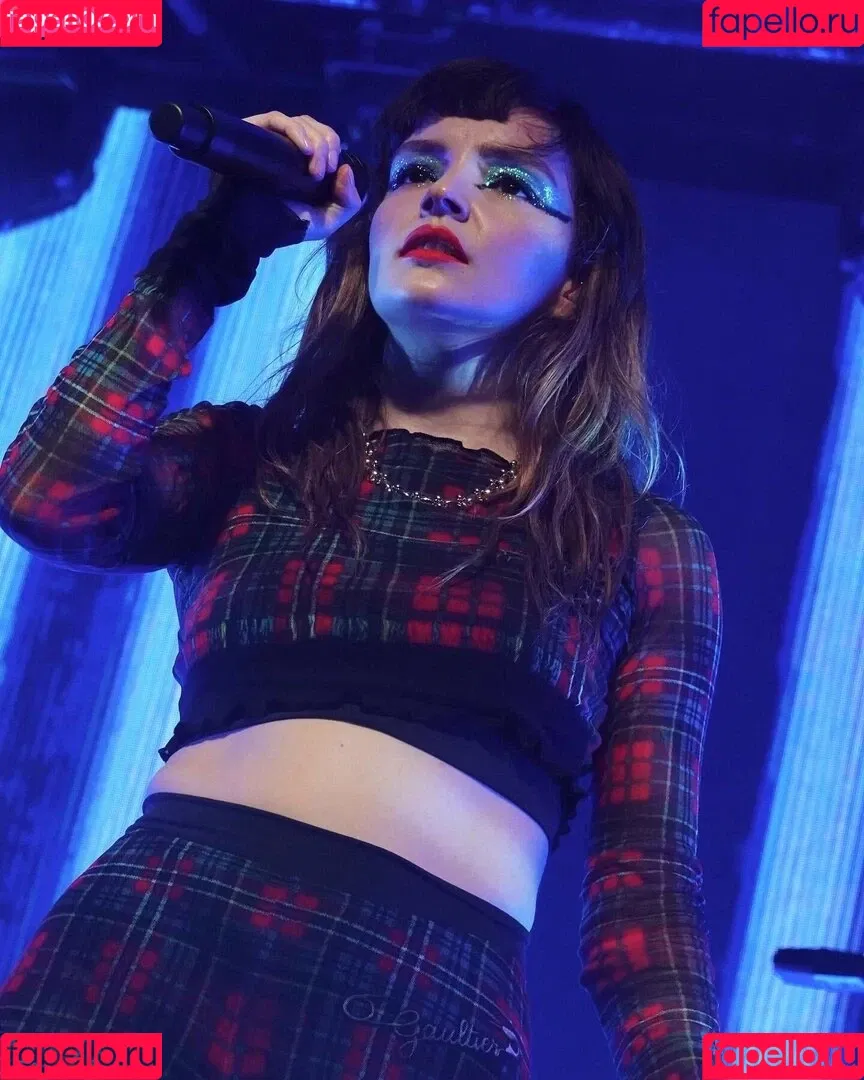 Lauren Mayberry Onlyfans Photo Gallery 
