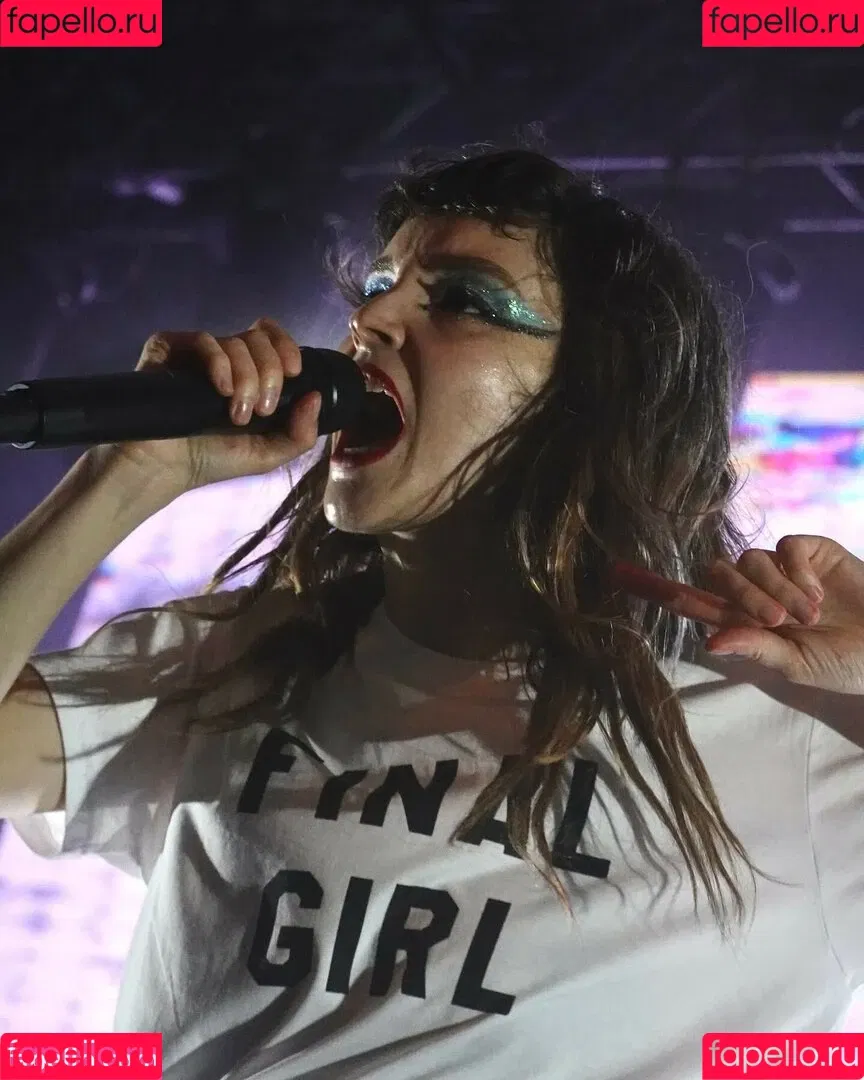 Lauren Mayberry Onlyfans Photo Gallery 