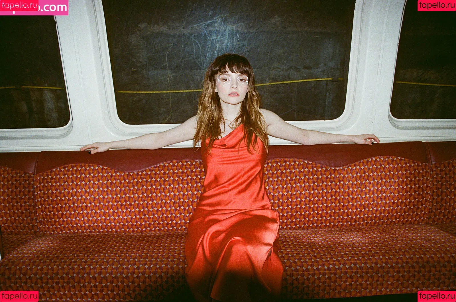 Lauren Mayberry Onlyfans Photo Gallery 