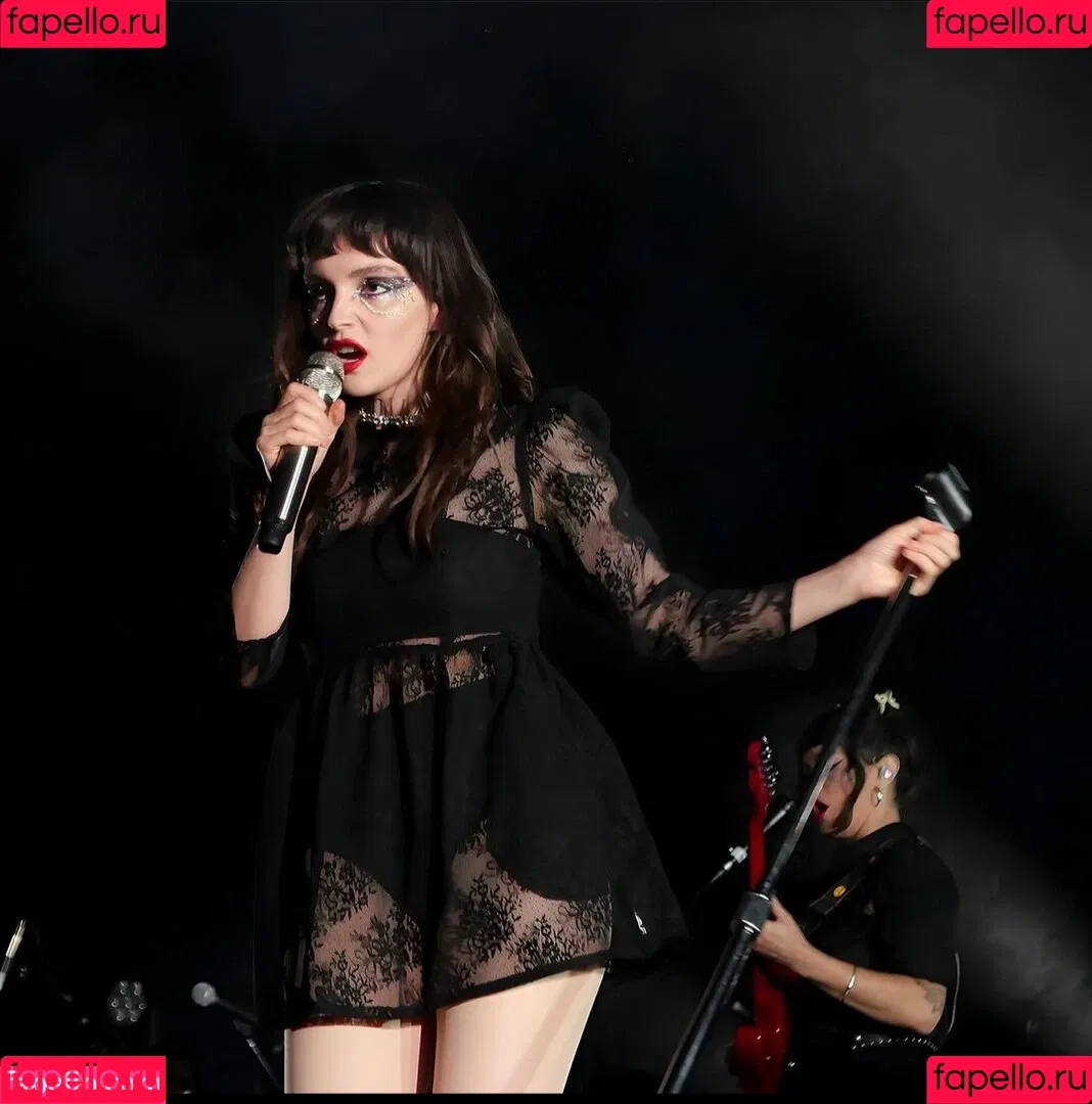 Lauren Mayberry Onlyfans Photo Gallery 
