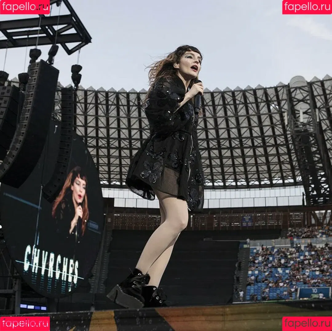 Lauren Mayberry Onlyfans Photo Gallery 