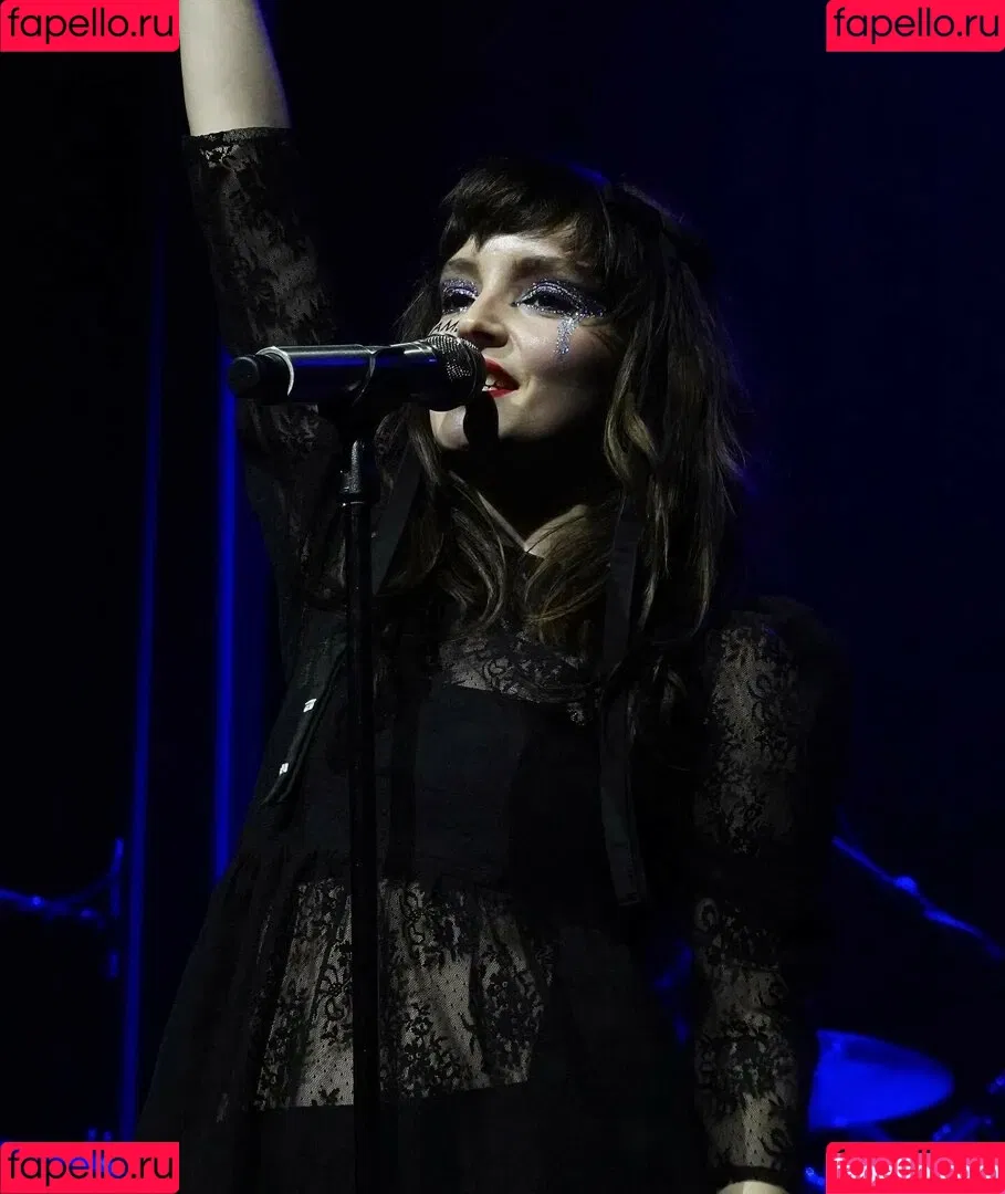 Lauren Mayberry Onlyfans Photo Gallery 