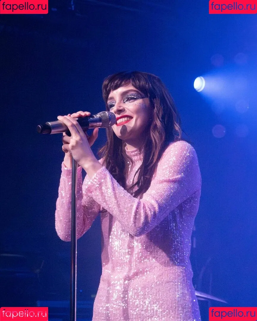 Lauren Mayberry Onlyfans Photo Gallery 