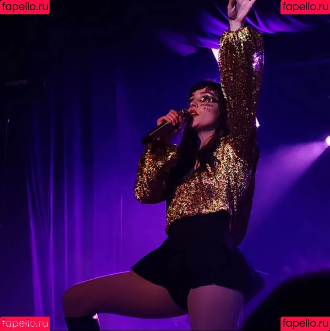 Lauren Mayberry Onlyfans Photo Gallery 