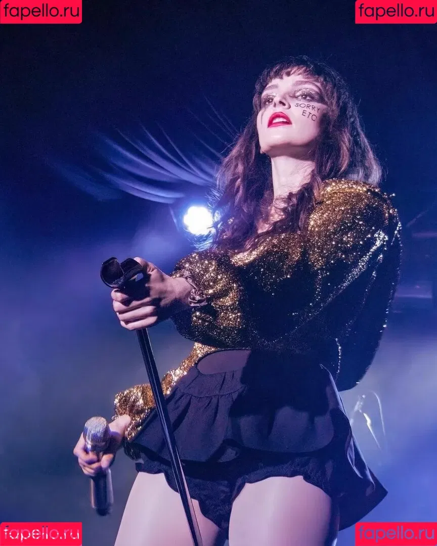Lauren Mayberry Onlyfans Photo Gallery 
