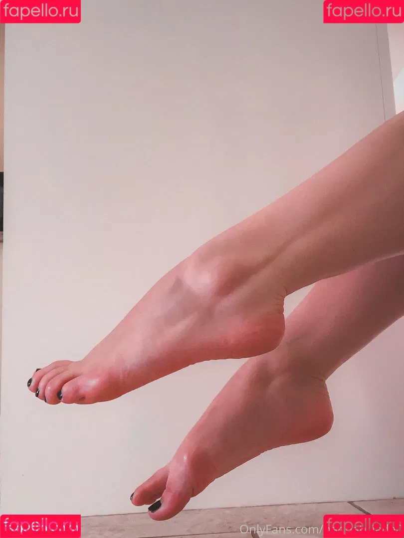 FootGirlGoneBad Onlyfans Photo Gallery 