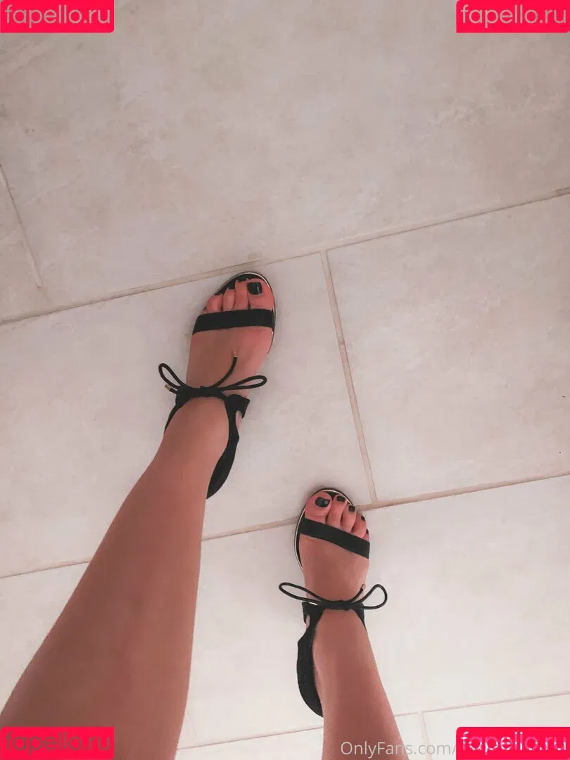 FootGirlGoneBad Onlyfans Photo Gallery 