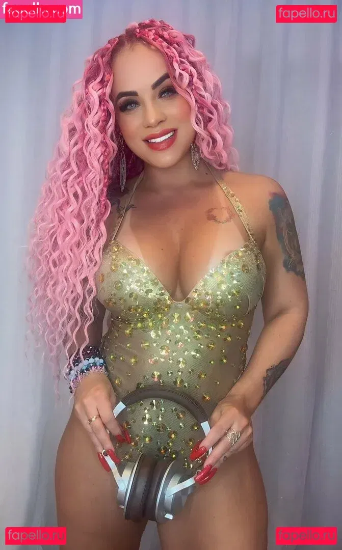 Debora Fantine Onlyfans Photo Gallery 