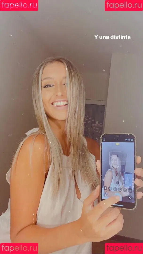 BustyAna Onlyfans Photo Gallery 