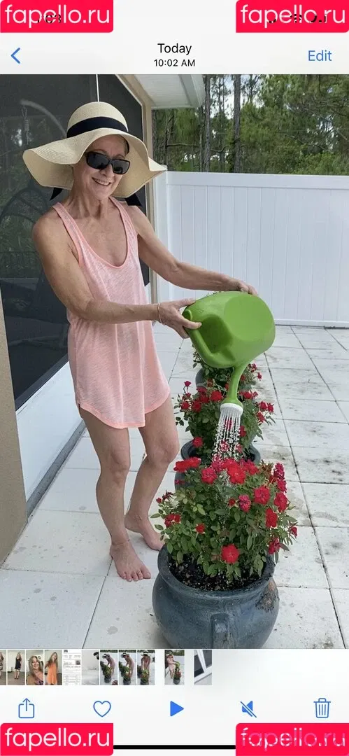 theleilanilei Onlyfans Photo Gallery 