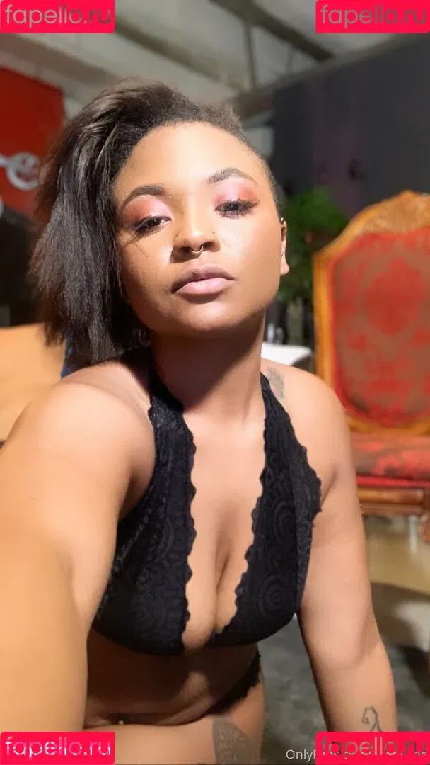 averyjane Onlyfans Photo Gallery 