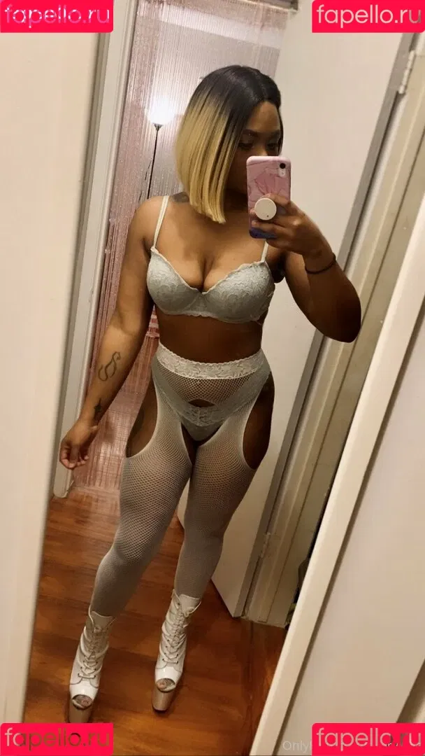 averyjane Onlyfans Photo Gallery 