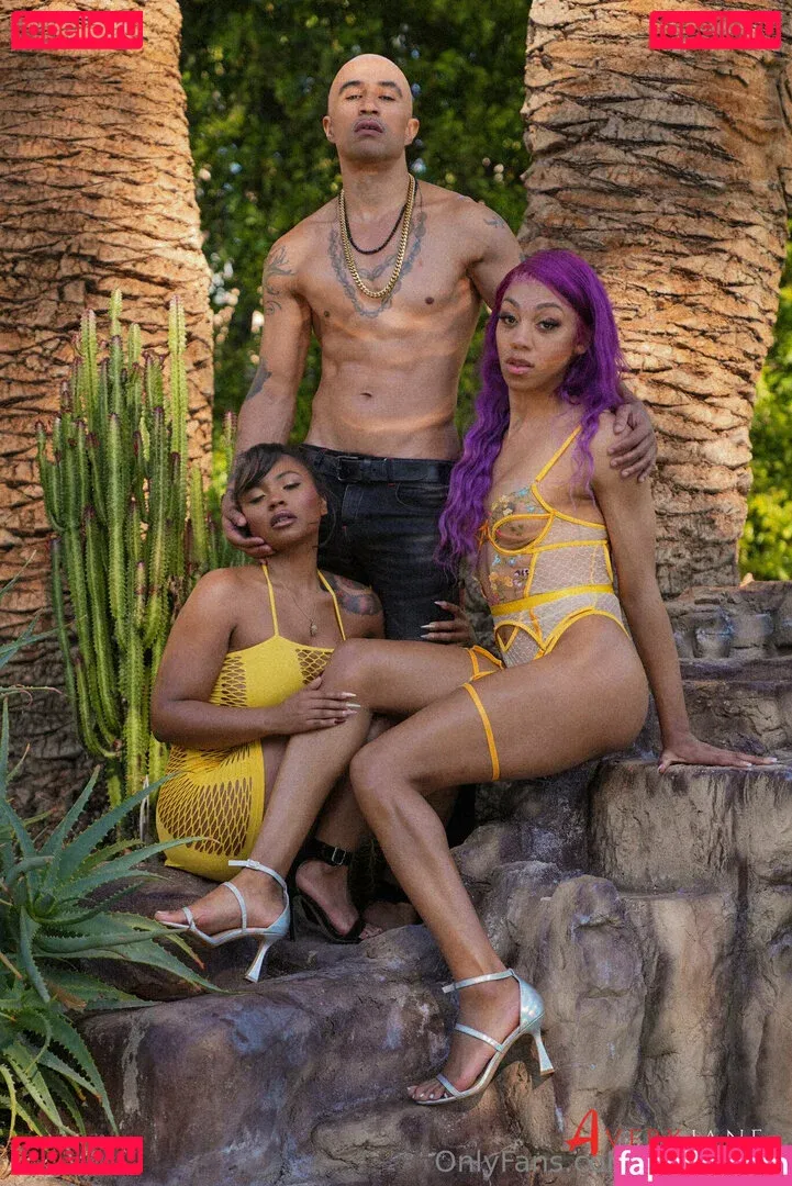 averyjane Onlyfans Photo Gallery 