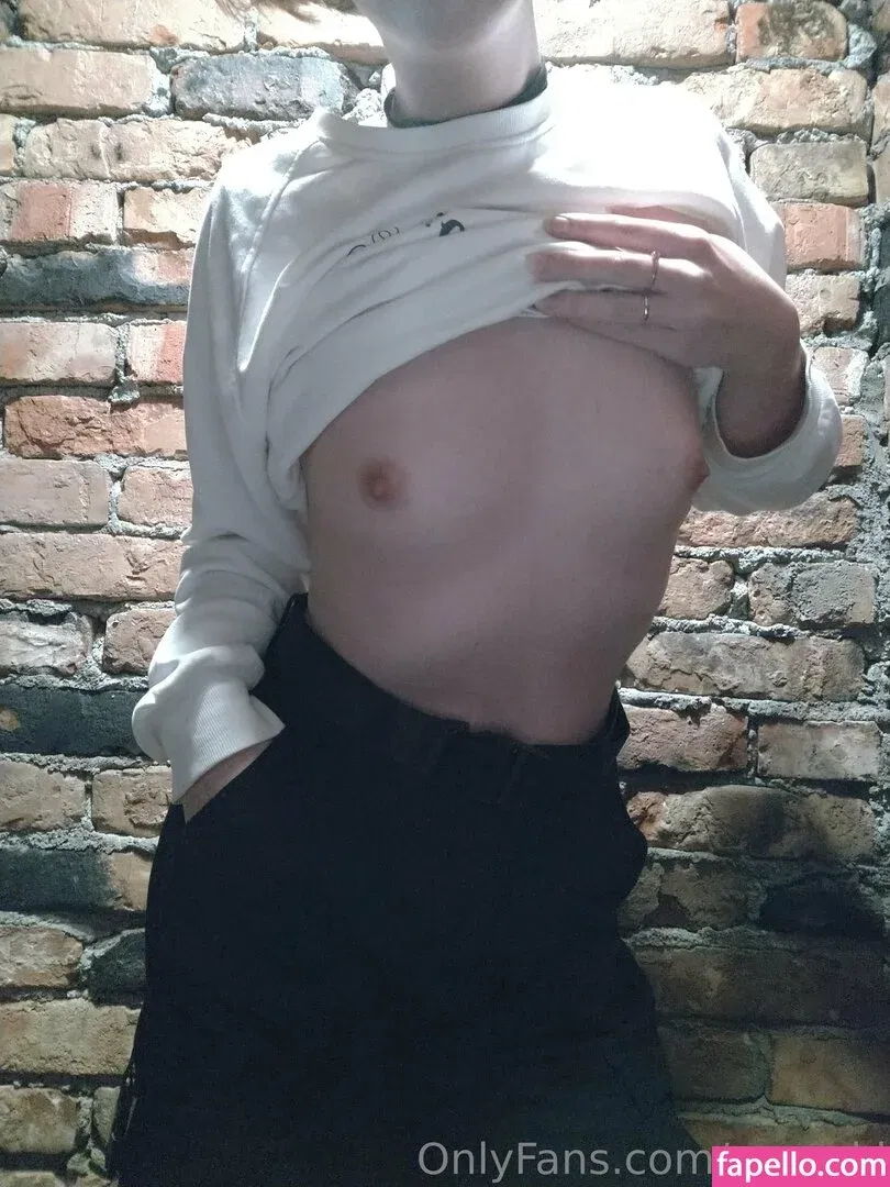 moneki Onlyfans Photo Gallery 