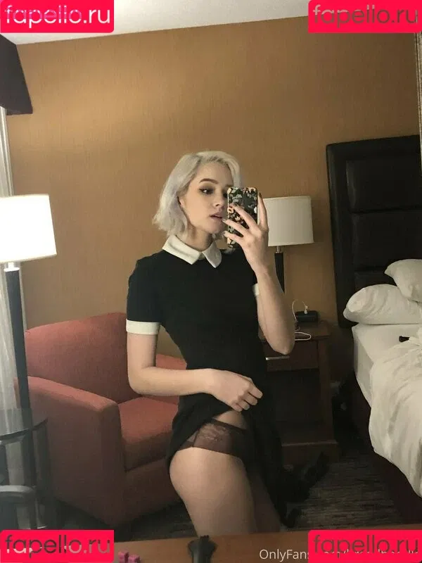 Breadboodle Onlyfans Photo Gallery 
