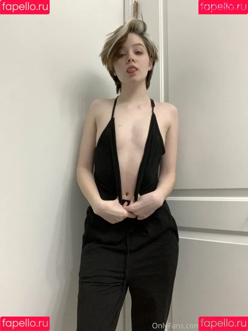 Breadboodle Onlyfans Photo Gallery 
