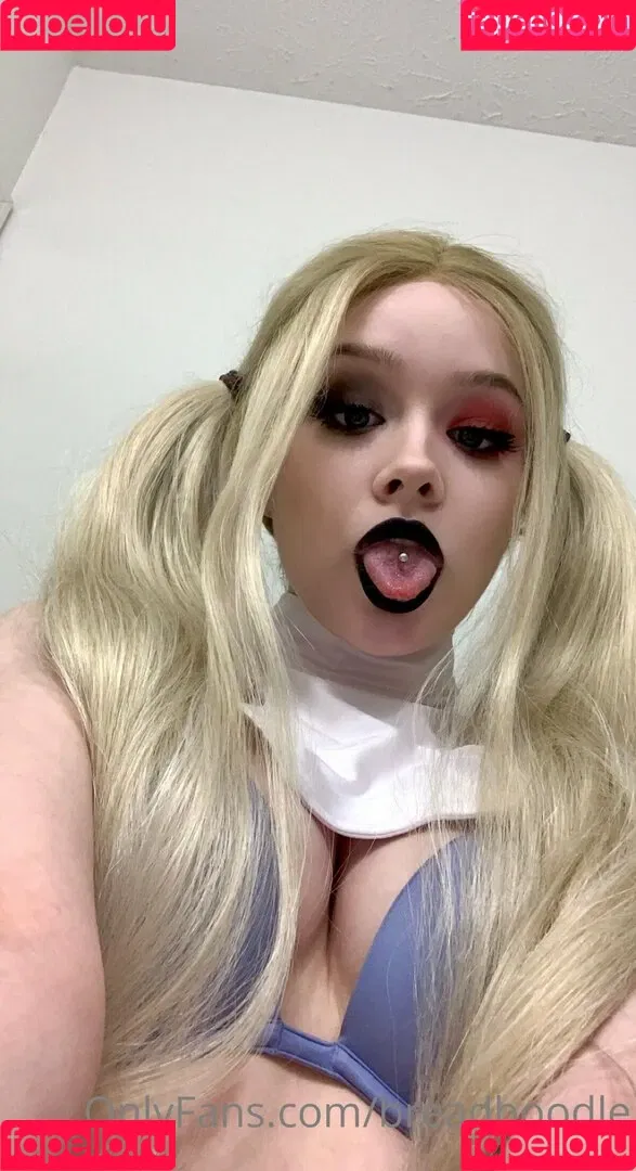 Breadboodle Onlyfans Photo Gallery 