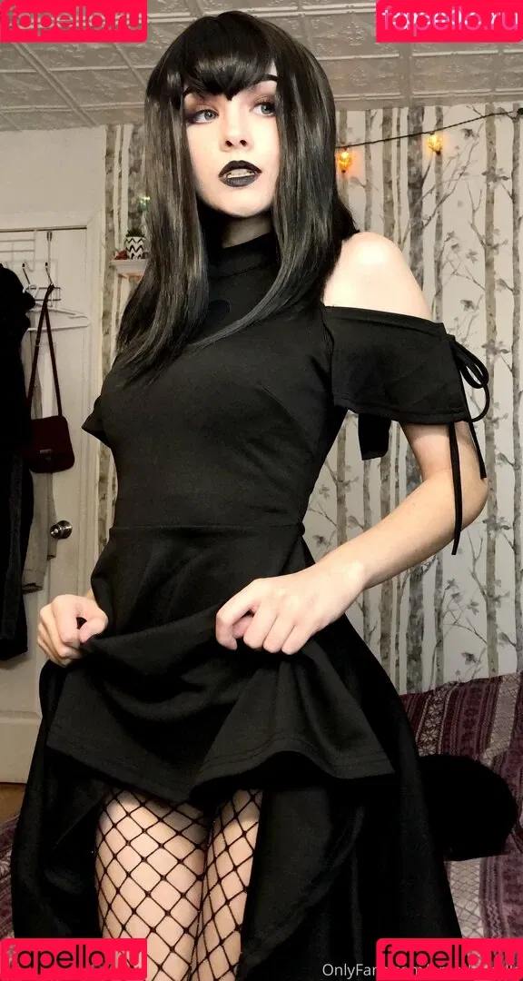 Breadboodle Onlyfans Photo Gallery 