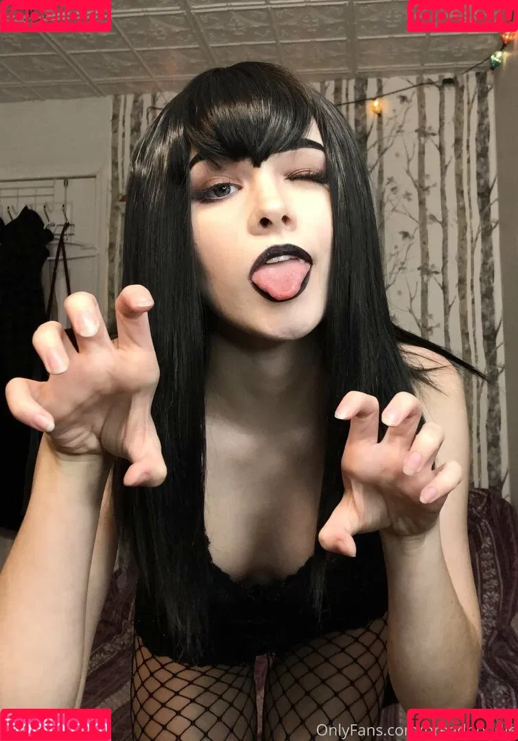 Breadboodle Onlyfans Photo Gallery 
