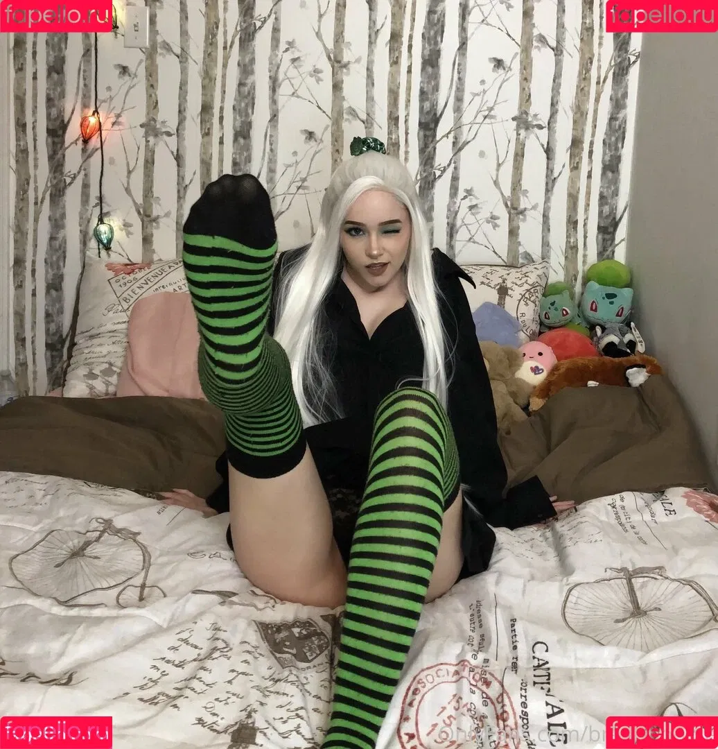 Breadboodle Onlyfans Photo Gallery 