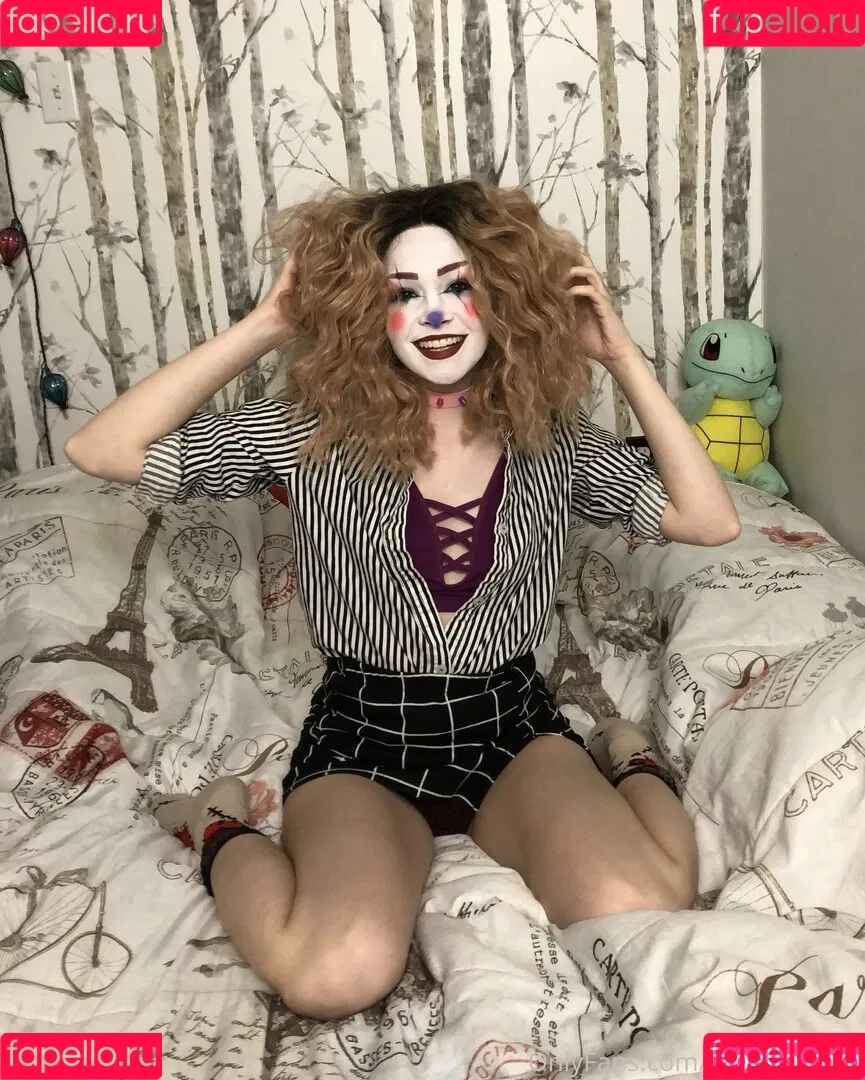 Breadboodle Onlyfans Photo Gallery 