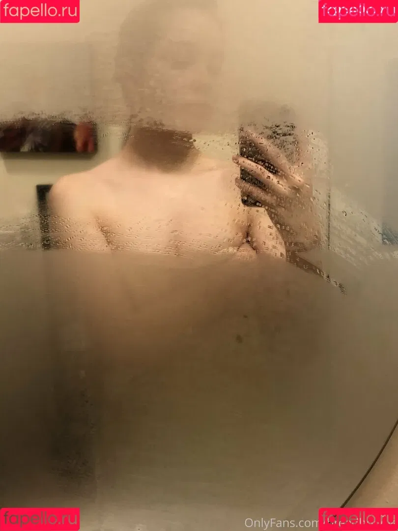 Breadboodle Onlyfans Photo Gallery 