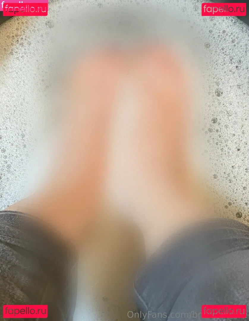 Breadboodle Onlyfans Photo Gallery 