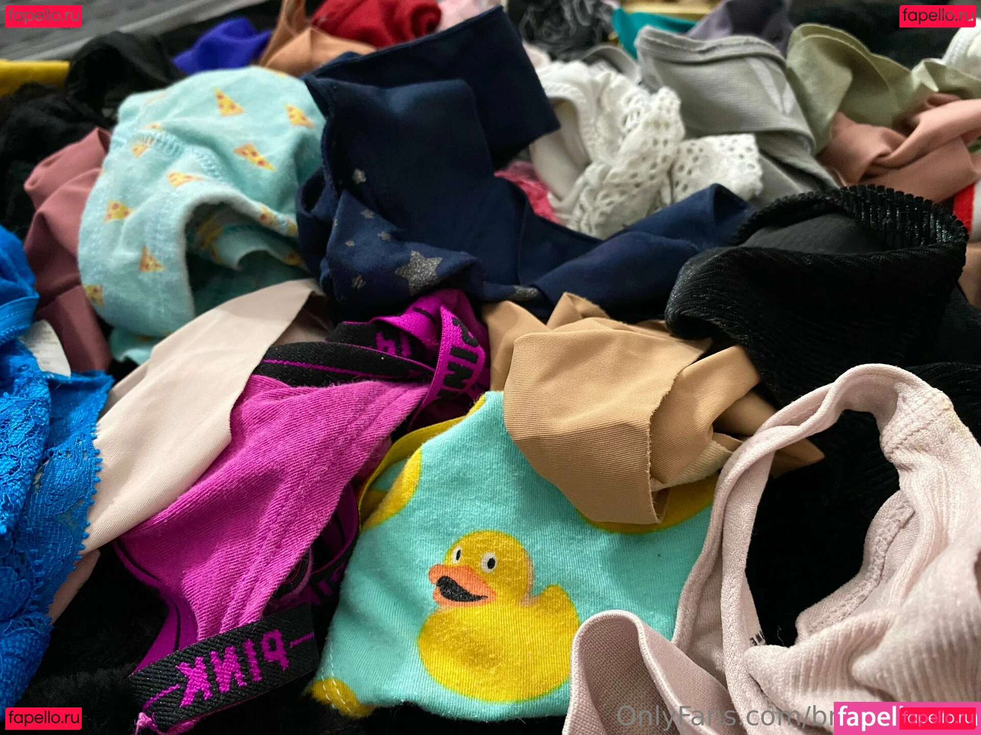 Breadboodle Onlyfans Photo Gallery 