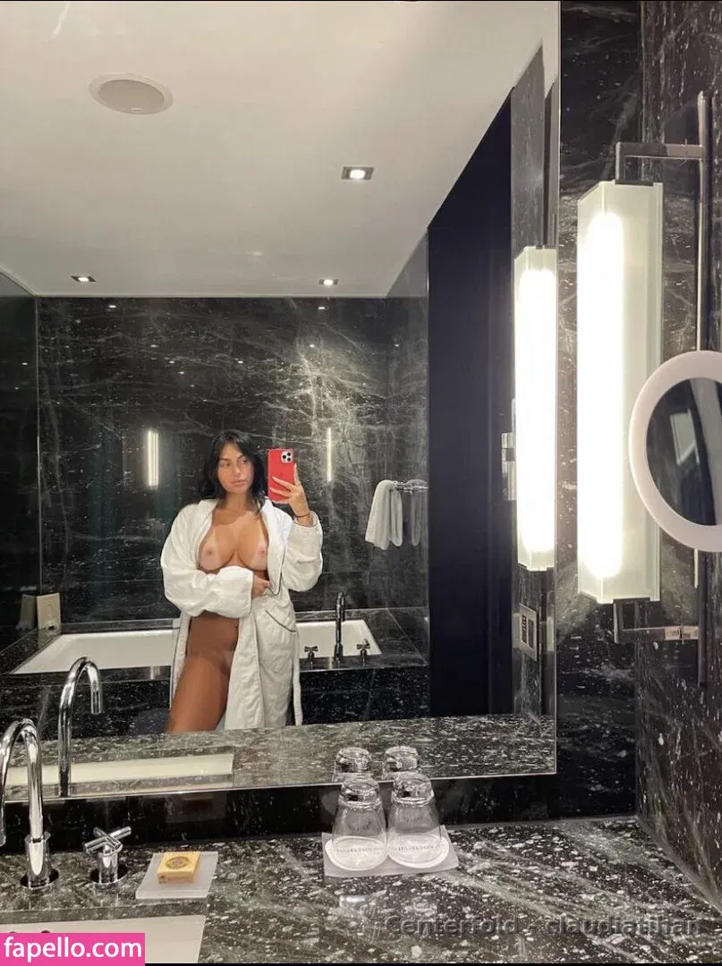 Claudia Tihan Onlyfans Photo Gallery 