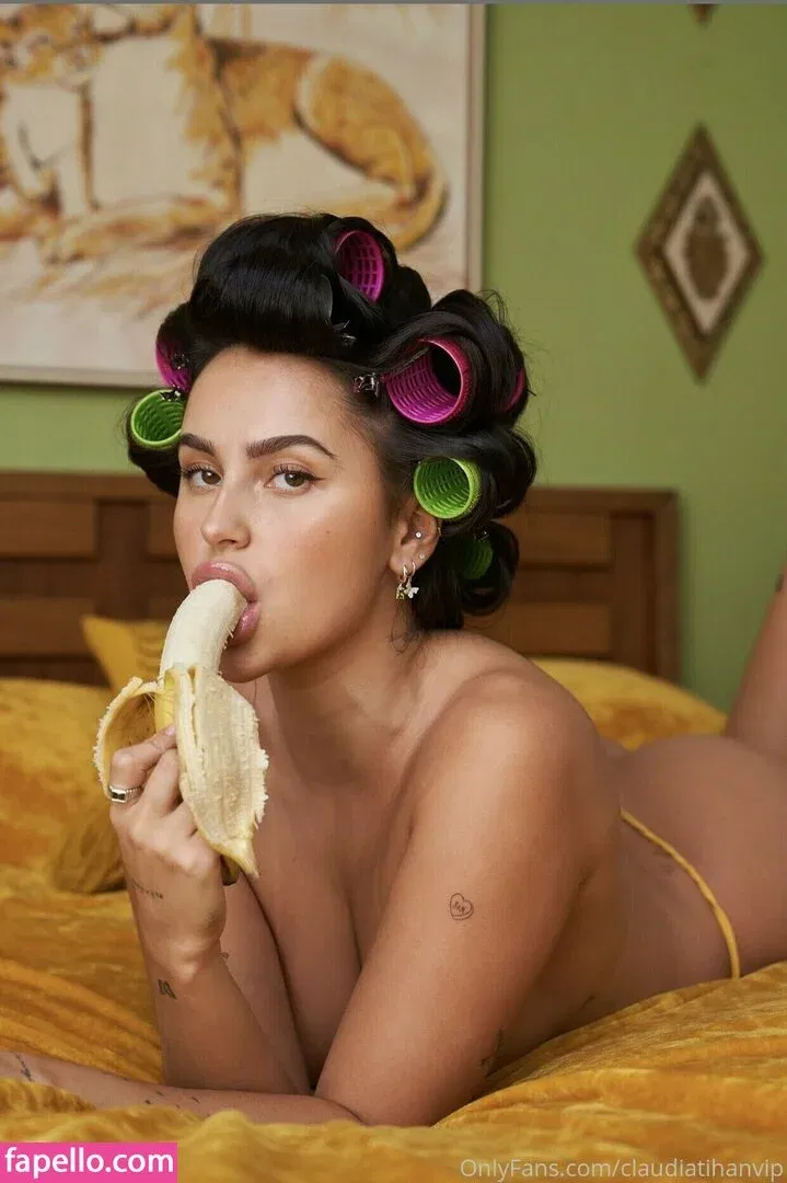 Claudia Tihan Onlyfans Photo Gallery 