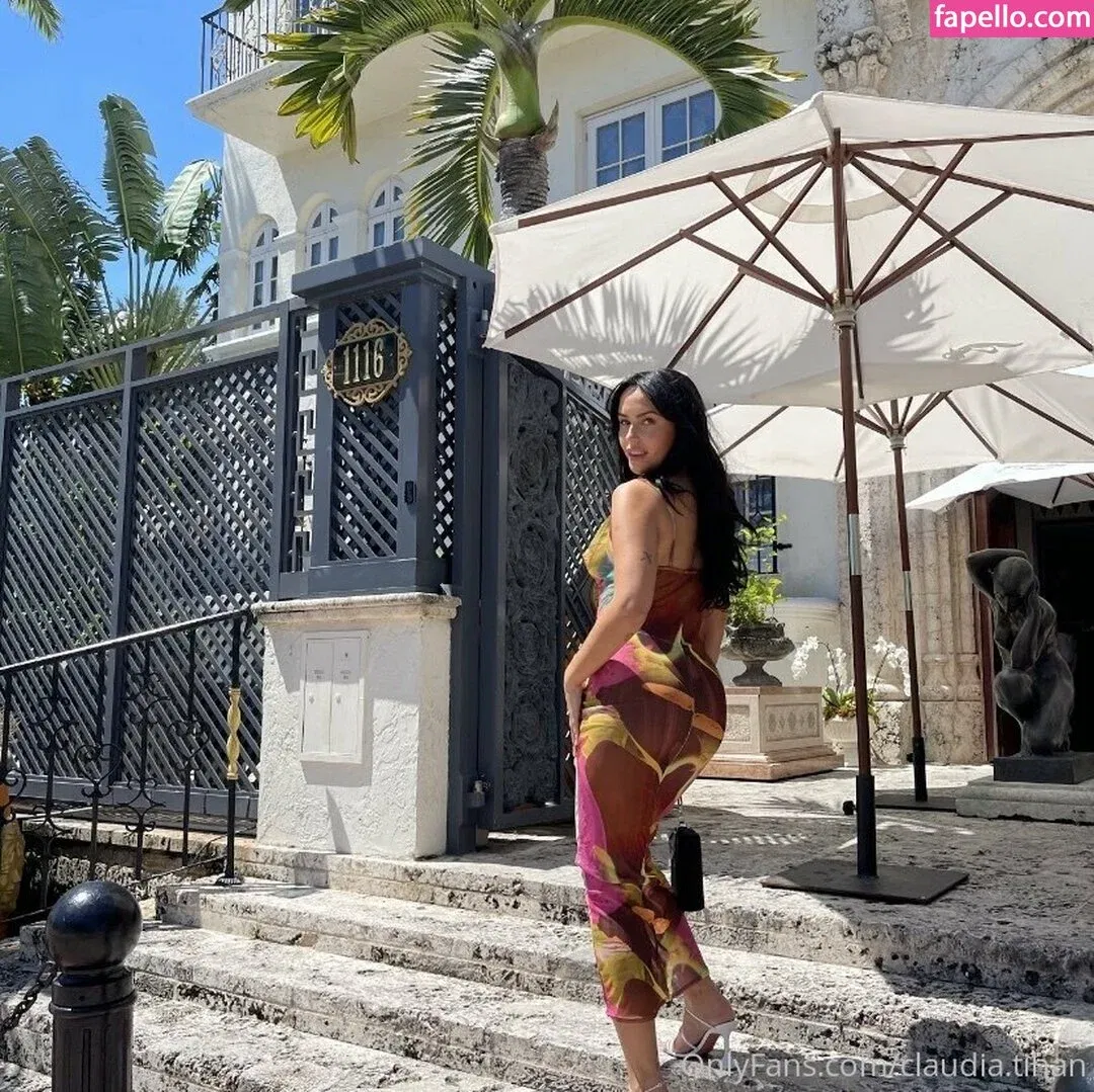 Claudia Tihan Onlyfans Photo Gallery 