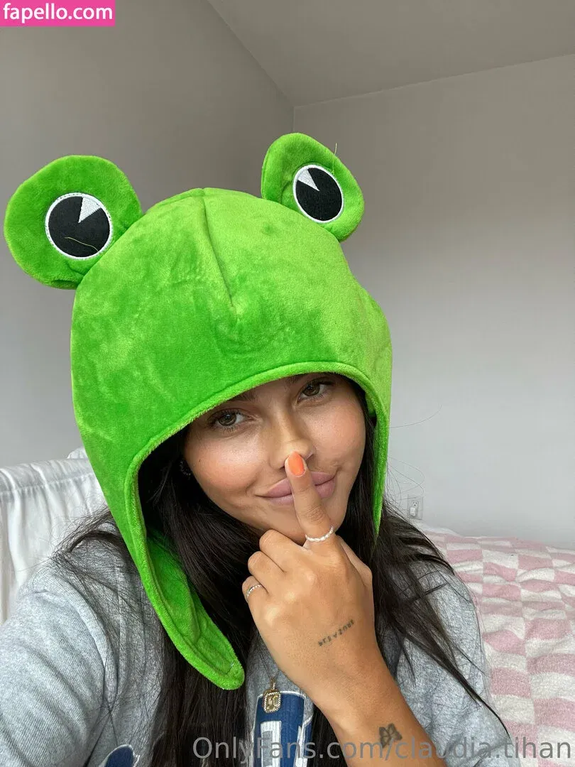 Claudia Tihan Onlyfans Photo Gallery 