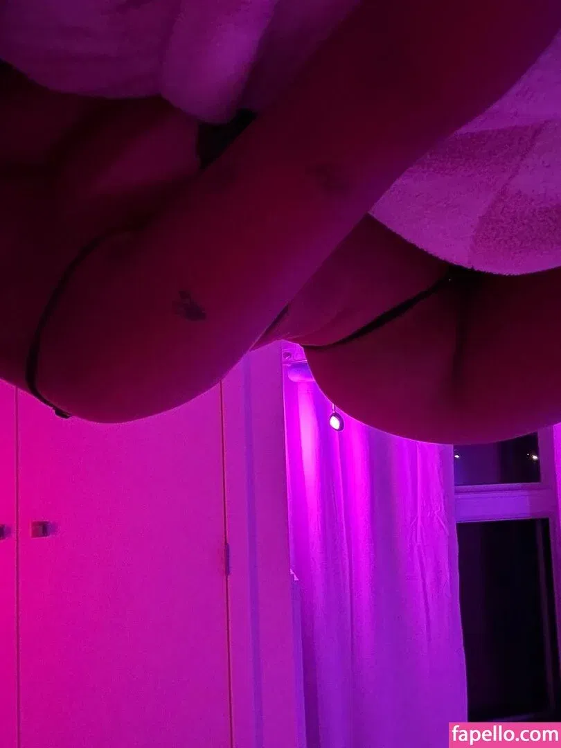 Claudia Tihan Onlyfans Photo Gallery 