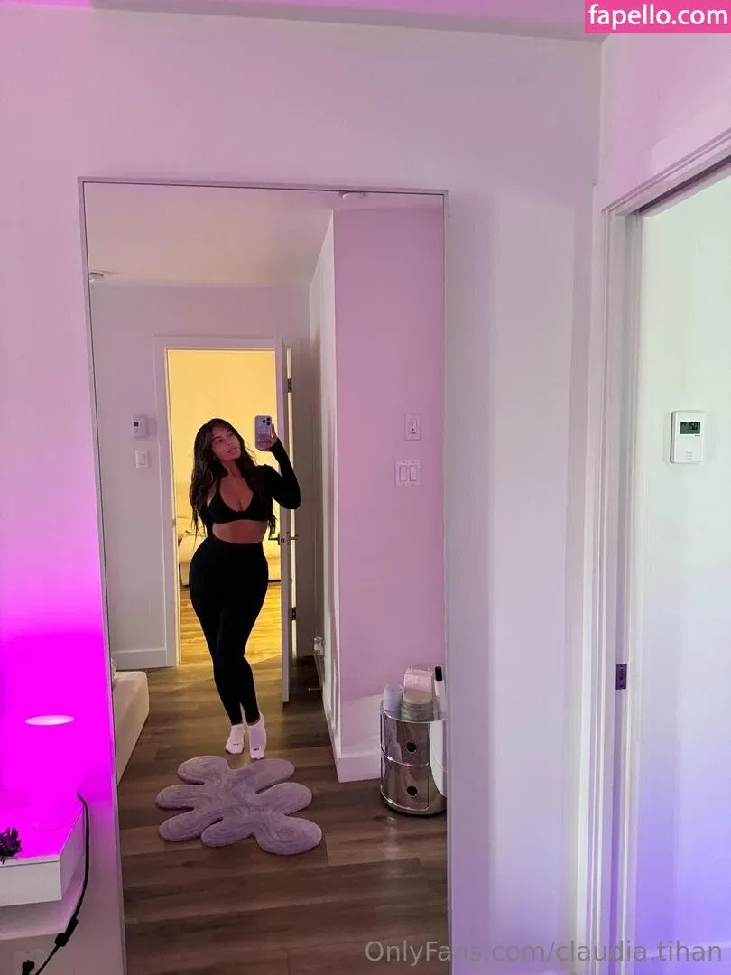 Claudia Tihan Onlyfans Photo Gallery 