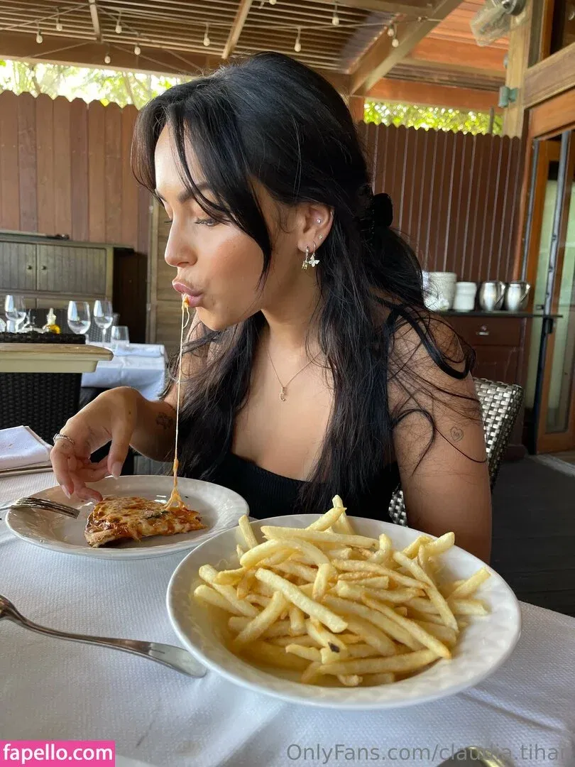 Claudia Tihan Onlyfans Photo Gallery 