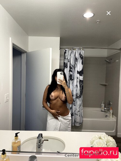 Claudia Tihan Onlyfans Photo Gallery 