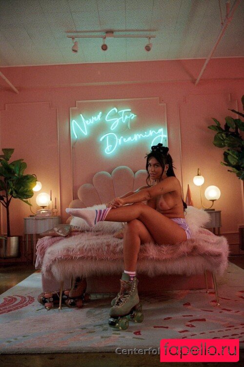 Claudia Tihan Onlyfans Photo Gallery 