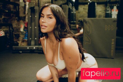 Claudia Tihan Onlyfans Photo Gallery 